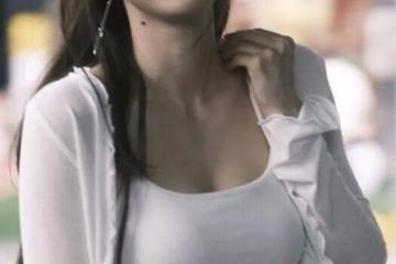 余霜：從(cóng)LPL到央视的跨界破壁者