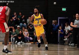 打爆(bào)开拓者(zhě)二(èr)隊(duì)！湖(hú)人二(èr)隊(duì)后場(chǎng)新秀估计会引起NBA球隊(duì)的关注？