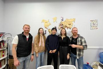 在真实交(jiāo)流中爱上英语：一家语言(yán)俱(jù)乐部的(de)国際(jì)文化(huà)探(tàn)索之(zhī)路(lù)