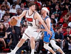 恩怨侷(jú)拉满！杜兰特携火箭回俄城 “复仇”，雷霆颁奖夜能防住吗？