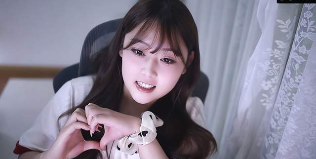 前LOL一姐复出在即,停播三年强势回归,圈(quān)内好友却并不看好!