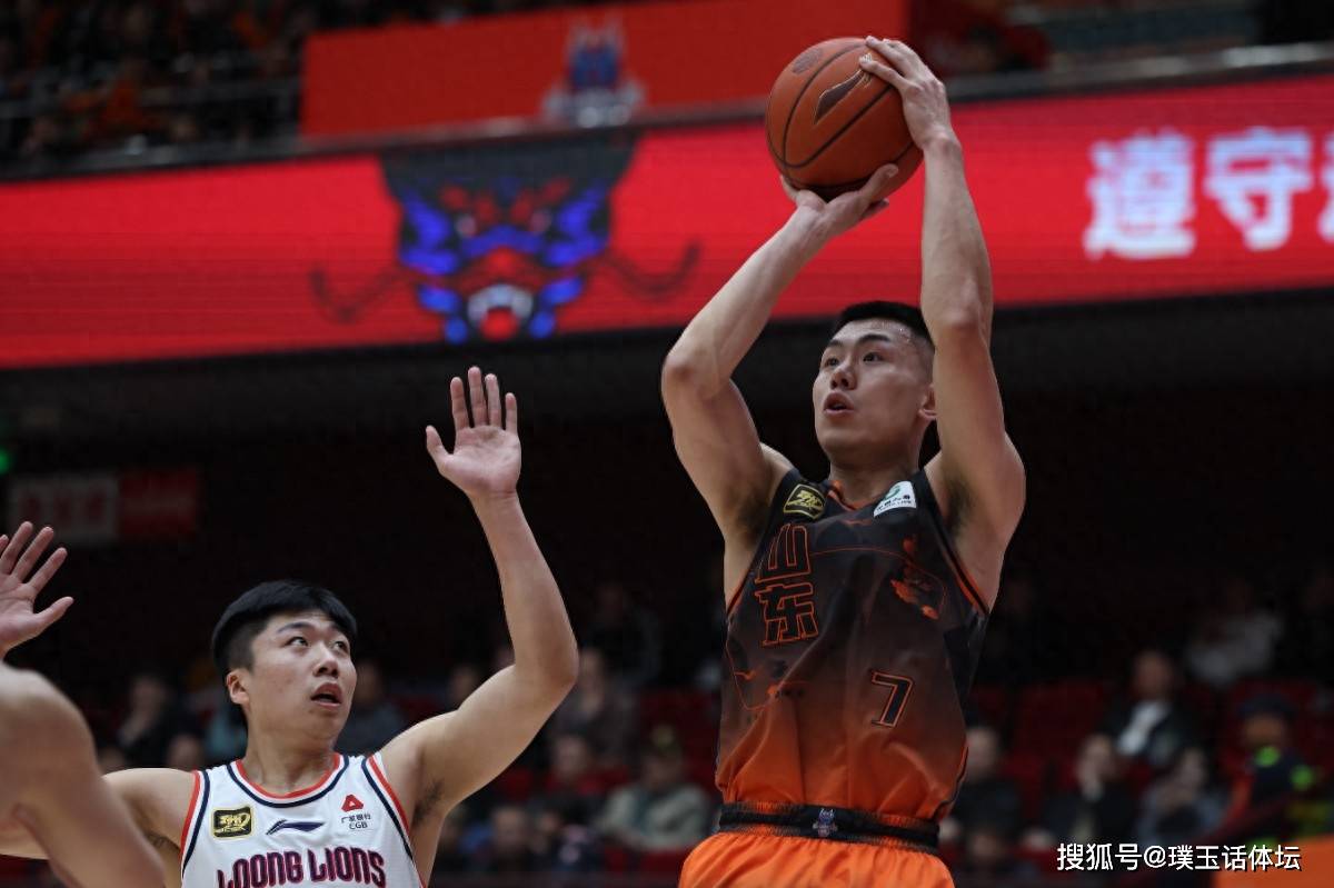 又來(lái)新人！丹(dān)麦聯(lián)赛得分(fēn)王加(jiā)盟山东，年薪曝光，邱彪(biāo)有望冲击前四(sì)