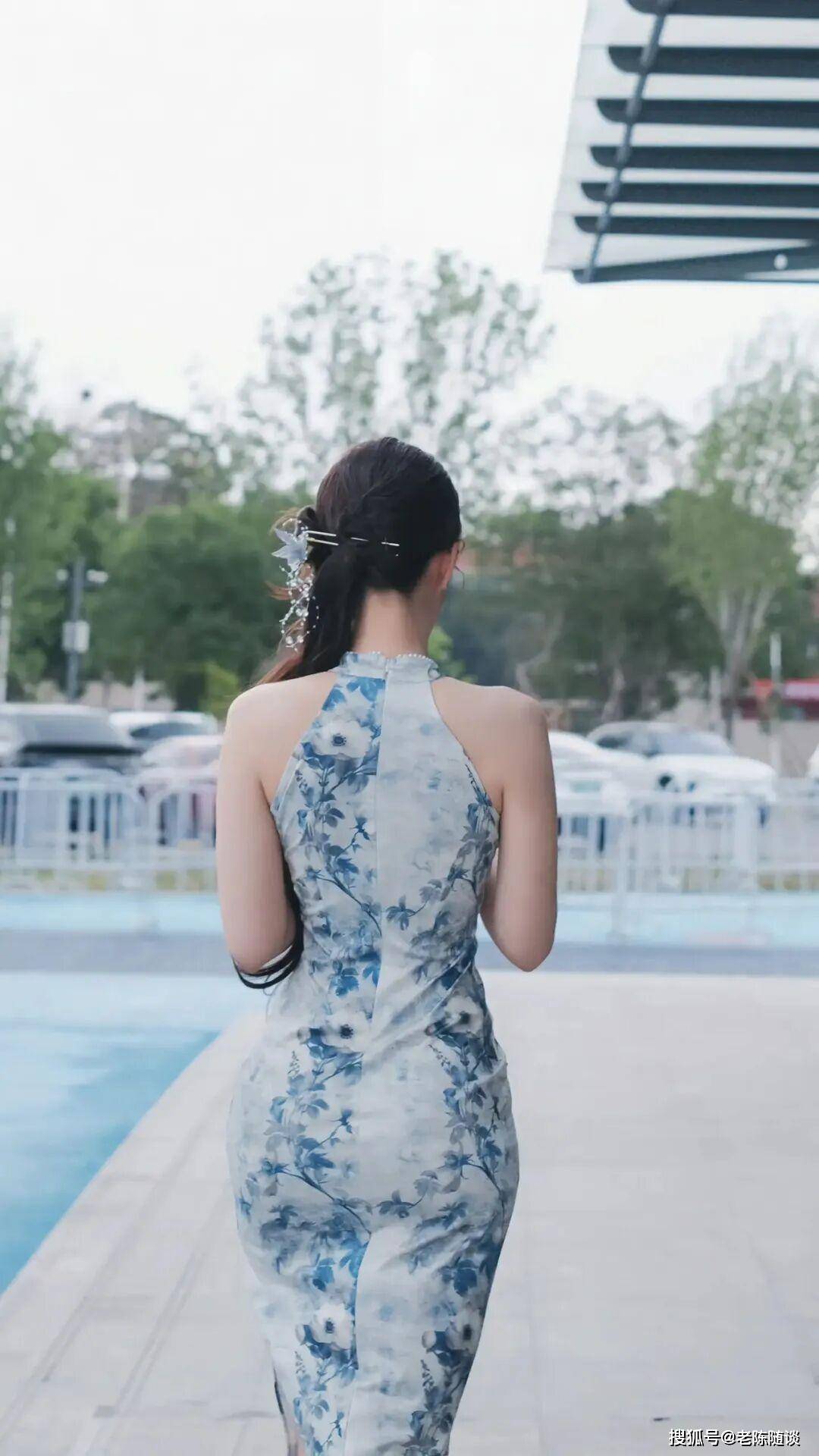 余霜,先天旗(qí)袍美躰(tǐ)女(nǚ)人