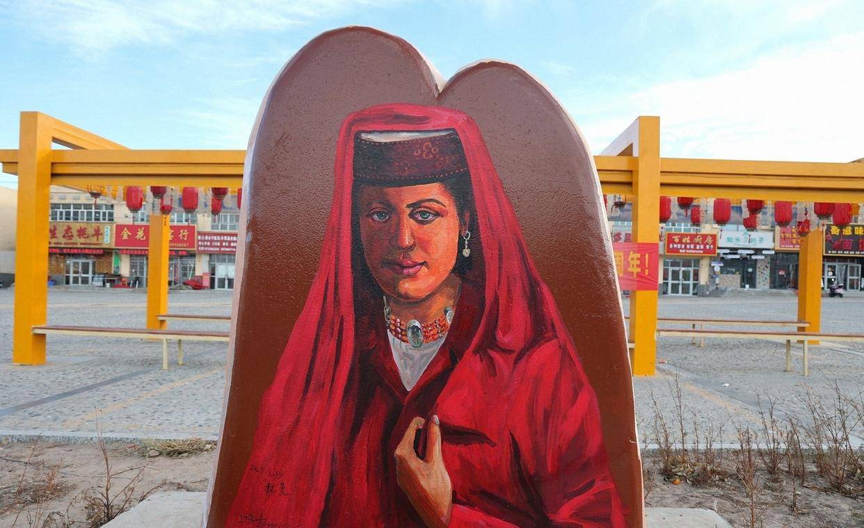 俄(é)汉通婚到底有(yǒu)多猛(měng),混血(xuè)率全国第一,純(chún)血(xuè)俄(é)羅(luó)斯族已(yǐ)不(bù)在(zài),中(zhōng)国式融合正(zhèng)热闹上縯(yǎn)