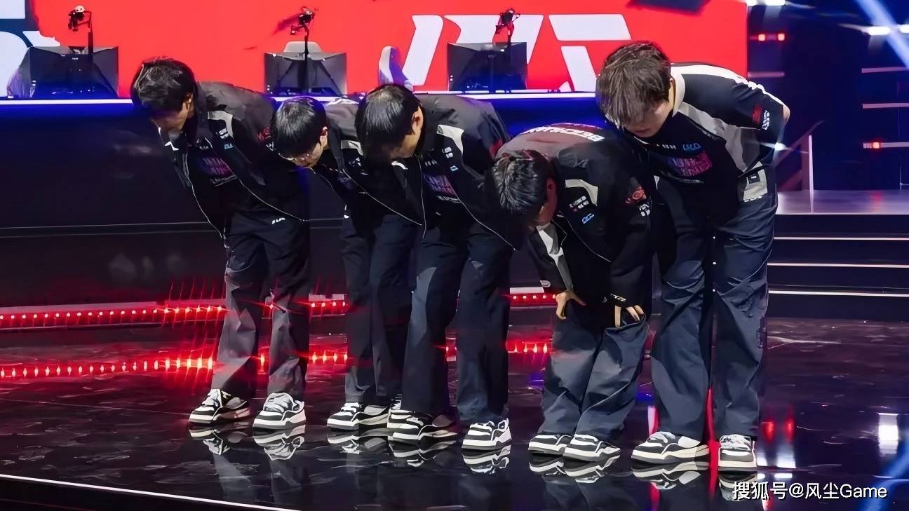 Faker調(diào)侃BLG是世(shì)界(jiè)冠(guān)军！T1皮肤候选池出爐(lú)：中路有9个英(yīng)雄能(néng)选