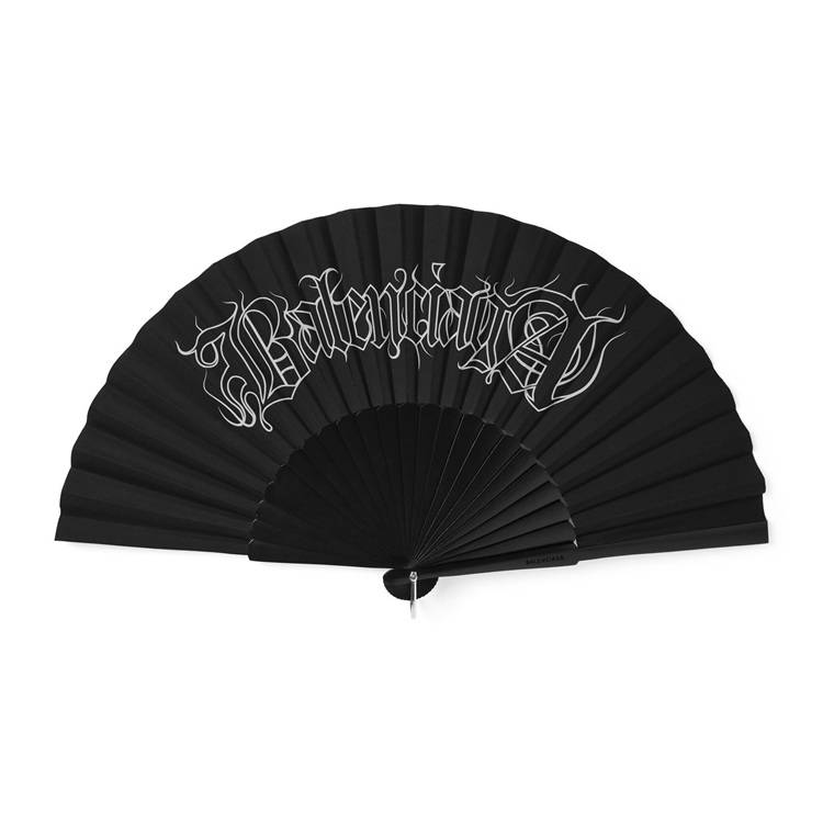 Balenciaga 2026春季(jì)系(xì)列(liè)新(xīn)品(pǐn)发布：Pamela别針(zhēn)弯月(yuè)包、Le City手袋(dài)全解析