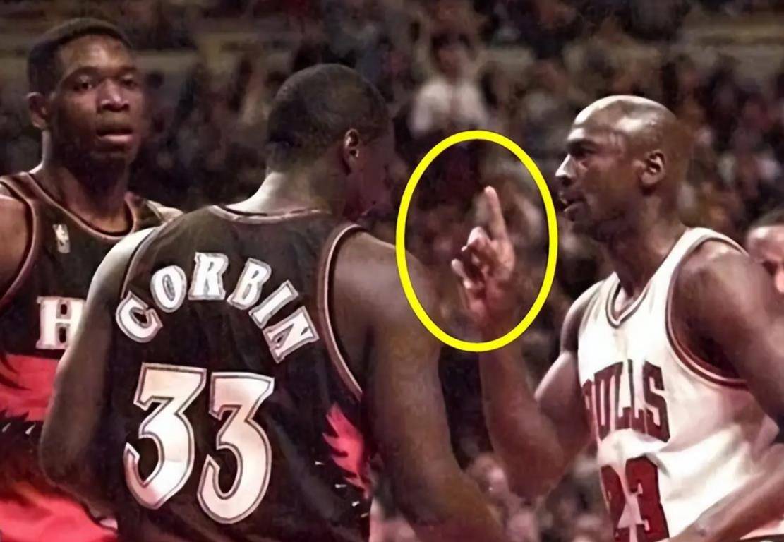 乔丹的垃圾话：比绝杀还狠(hěn)，专治各(gè)种不服(fú)