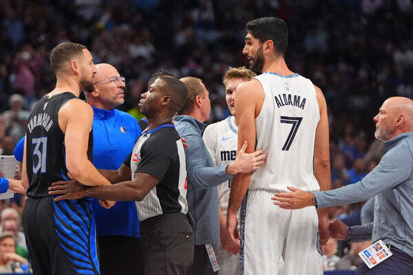 莫兰特当面喷他是垃(lā)圾，克莱·汤普森怒(nù)了：話(huà)很多却很少(shǎo)负责任