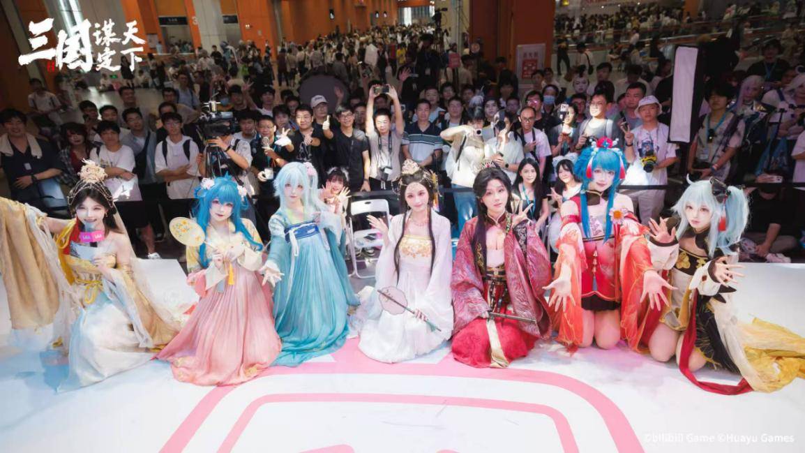 LOL新乱斗刚上线？这款三國(guó)新服福利(lì)更炸裂(liè)