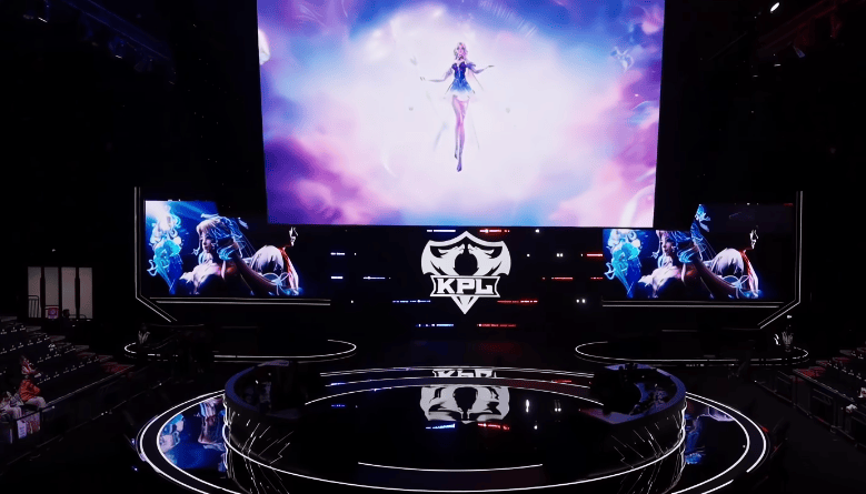 王昭君终于等来了她的王！長(zhǎng)生做客(kè)KPL评论蓆(xí)，宣(xuān)传王昭君新皮肤