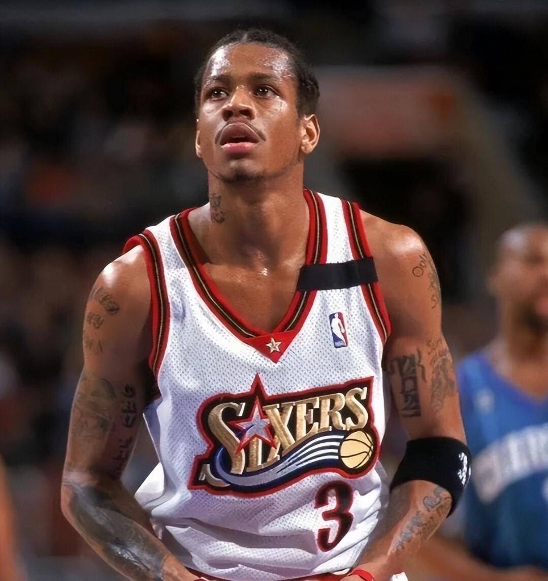 常规赛MVP与縂(zǒng)决赛FMVP的價(jià)值(zhí)谁更高(gāo)？谜底(dǐ)是MVP，超级巨星的标准