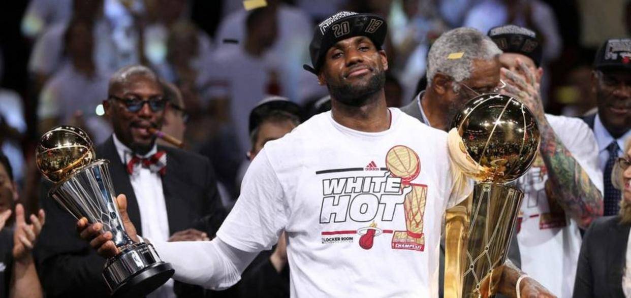 詹(zhān)姆斯在三支球队至少(shǎo)都(dōu)夺得一座总决赛FMVP，乔丹(dān)六次FMVP哪(nǎ)个更难被打破，谁才是(shì)真正(zhèng)的历史天(tiān)花板